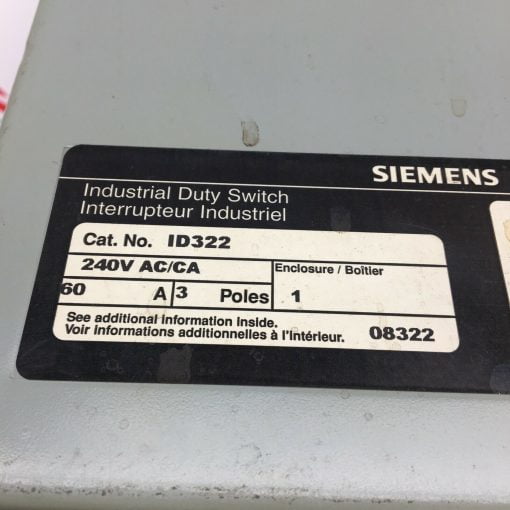 SIEMENS ID322 3-POLE FUSABLE INDUSTRIAL DUTY SWITCH   60A 240VAC - Image 2