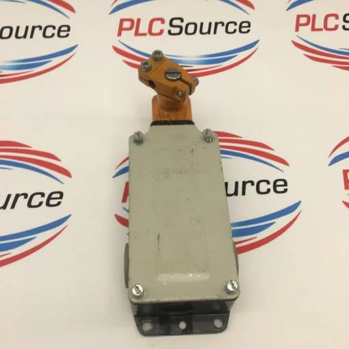 SIEMENS 3SE3 404-1V 500V LIMIT SWITCH