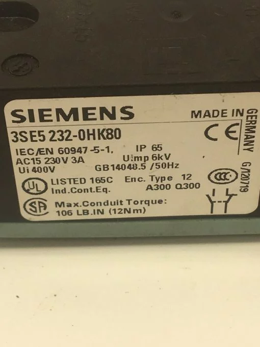 SIEMENS LIMIT SWITCH 3SE5 232-0HK80 - Image 2