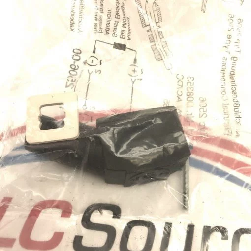 BURKERT 92703664 SOLENOID VALVE ASSEMBLY 6011 A 1/16 12V DC 4W - Image 5