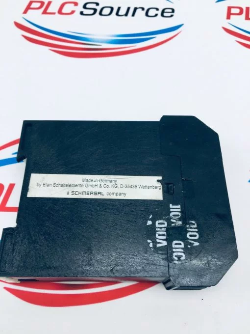 SCHMEASAL AZR31T0/24V E-STOP SAFETY SWITCH - Image 4