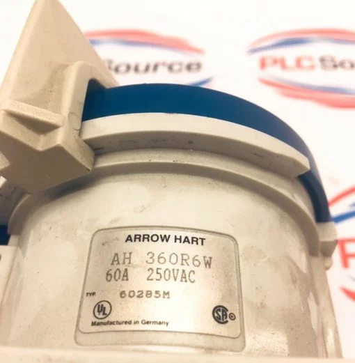MENNEKES ARROW HART AH360R6W 60A 250VAC WATER-TIGHT RECEPTACLE - Image 4