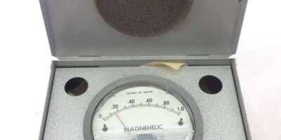 NEW! DWYER MAGNEHELIC 2001-722-10-030 RANGE 0-1