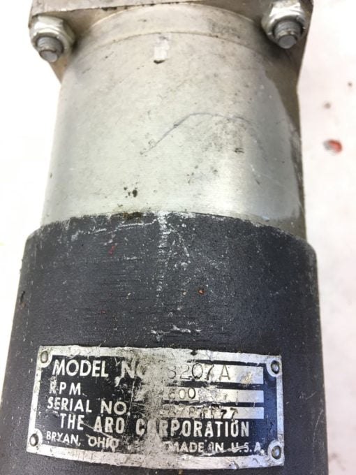 USED GOOD CONDITIONÂ ARO CORPORATION HYDRAULIC MOTOR 8207A, FAST SHIPPING! B351 2