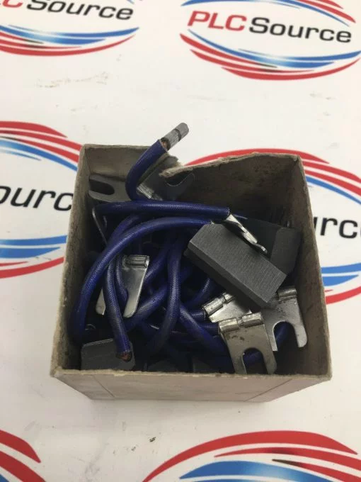 CARBONE OF AMERICA 2065 CARBON BRUSHES   LOT OF 24 - Image 3