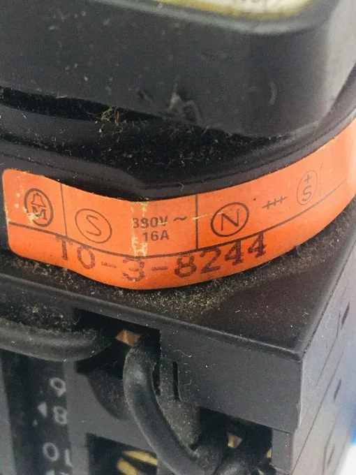 EATON T0-3-8244 390V 16 SELECTOR SWITCH - Image 2