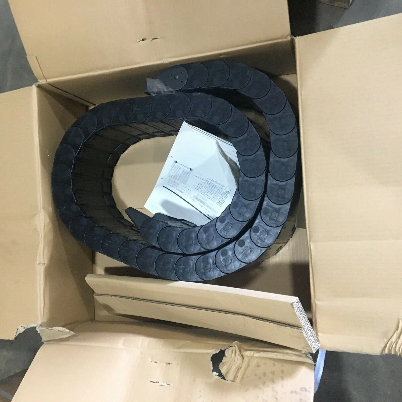 TSUBAKI TKC470 CABLE CARRIER R150 W160 45 links