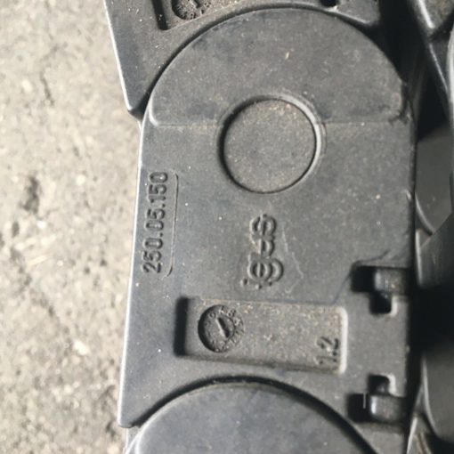IGUS 250.05.150 2500.05 CABLE CARRIER 25-links - Image 2
