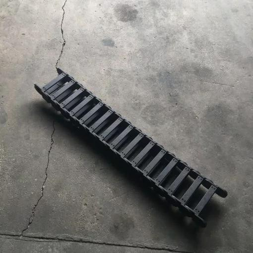 IGUS 38.01.300 385.15 CABLE CARRIER CHAIN 15-links
