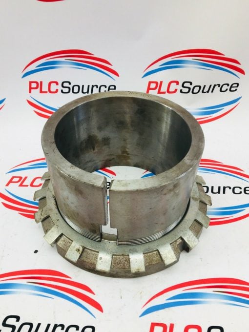 HE3126 ADAPTER SLEEVE 4 1/2” w/ AN26 LOCKNUT