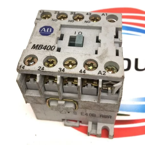 ALLEN BRADLEY 700DC-MB400 SERIES A MINI CONTROL RELAY