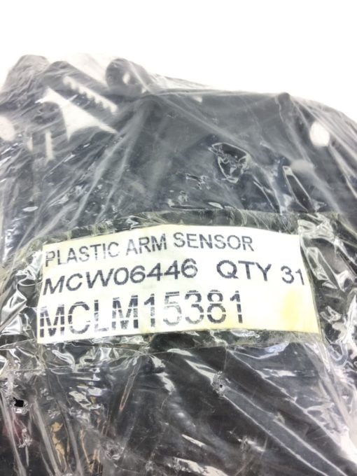 NEW IN BAG LOT OF 31Â MCW06446 PLASTIC ARM SENSORS, FAST SHIPPING! (B386) 2