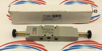METAL WORK PNEUMATICS 701002200U SOLENOID VALVE MAX PSI 145