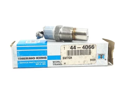 NEW! THERMO KING 44-4066 WATER TEMPERATURE SWITCH 444066 (A611) 1
