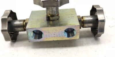 NEW UNIT CONTROLS CS 6000PSI 1/2â? NPT KNOB CONTROL VALVE MANIFOLD, (B426) 1