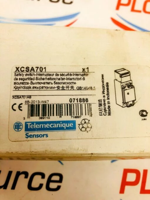 TELEMECANIQUE XCSA701 SAFETY LIMIT SWITCH - Image 3