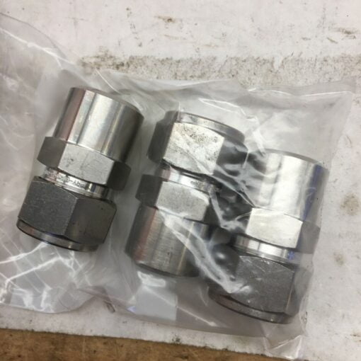 PARKER 12-12 ZHBW SS SOCKET WELD CONNECTOR - Image 3