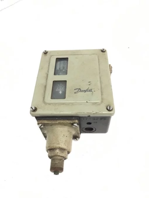 USED Danfoss Rt 117 Pressure Switch 10-30 Bar 17 5295 017-529566, (B278) 1