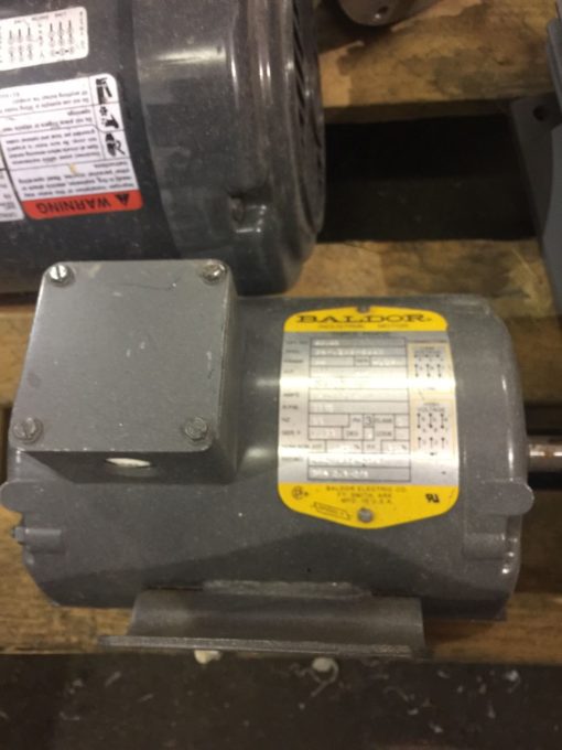 BALDOR ELECTRIC MOTOR .33 HP 3 PHASE 208/230/460 V 1140 RPM FRAME 56 (NP14)