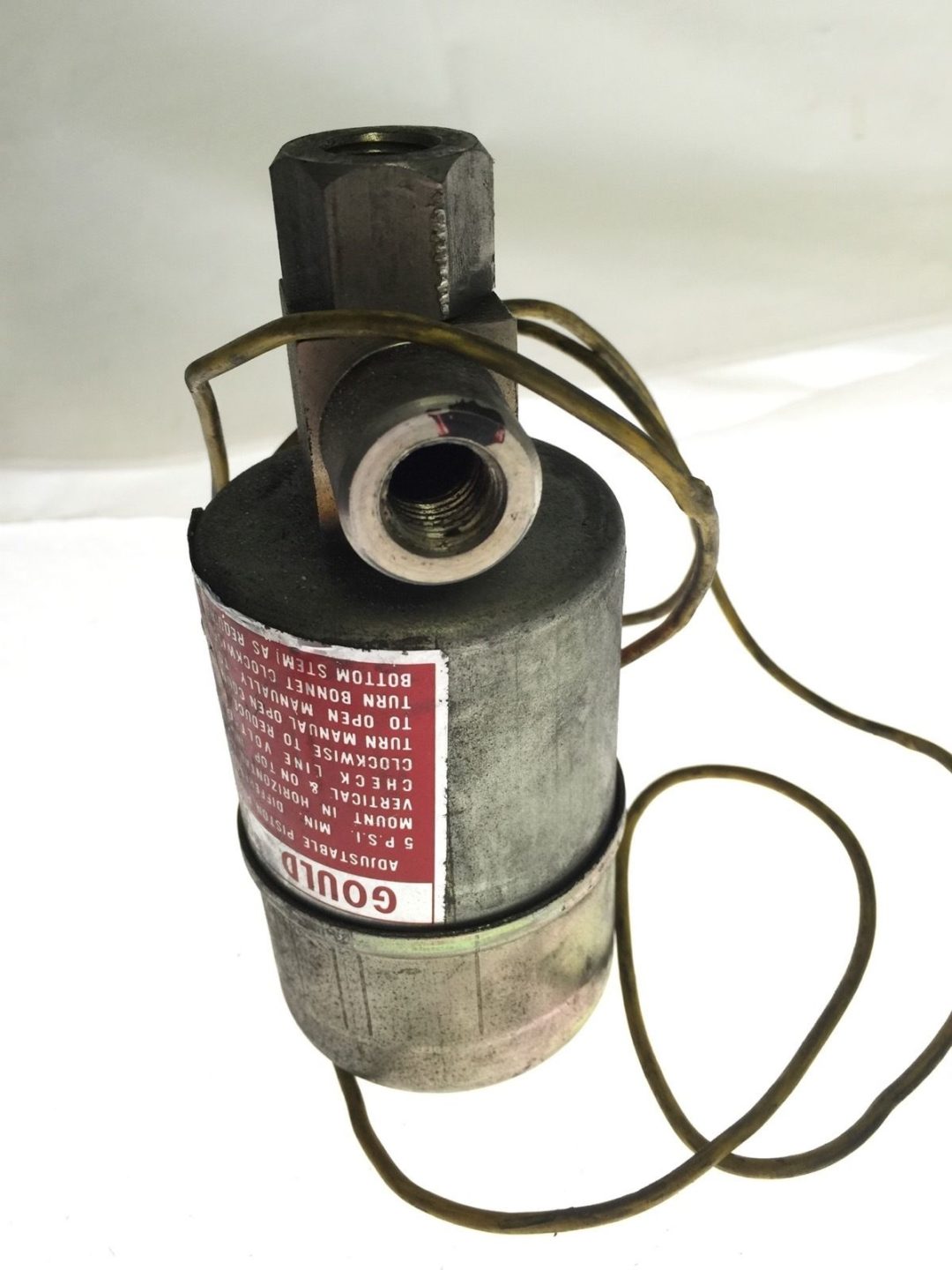 GOULD AIR WATER VALVE TYPE GX3T, SIZE 1/4, 120VAC 60 CYCLES, MAX PSI 5