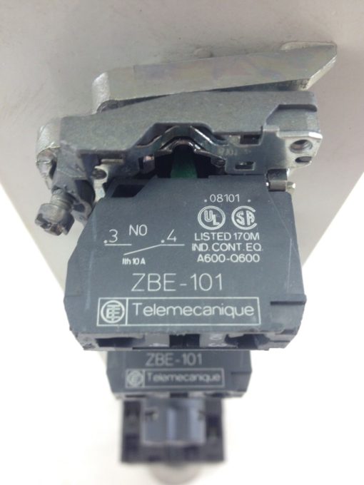 MOELLER SWITCH OPERATOR ASSY STRIP T0-2-1, ZBE-101, METAL PLATE (H321) 4