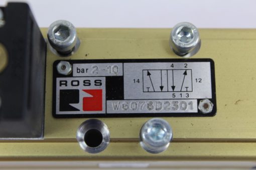 ROSS W6076D2301 PNEUMATIC AIR VALVE W/COIL *NEW missing one screw* (J77) 2