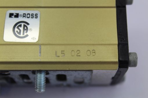 ROSS W6076D2301 PNEUMATIC AIR VALVE W/COIL *NEW missing one screw* (J77) 4