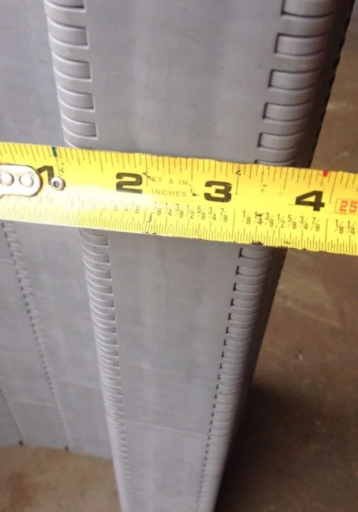 GREY/BLACK FLAT TOP PLASTIC CONVEYOR BELT 22’X23.875â?X0