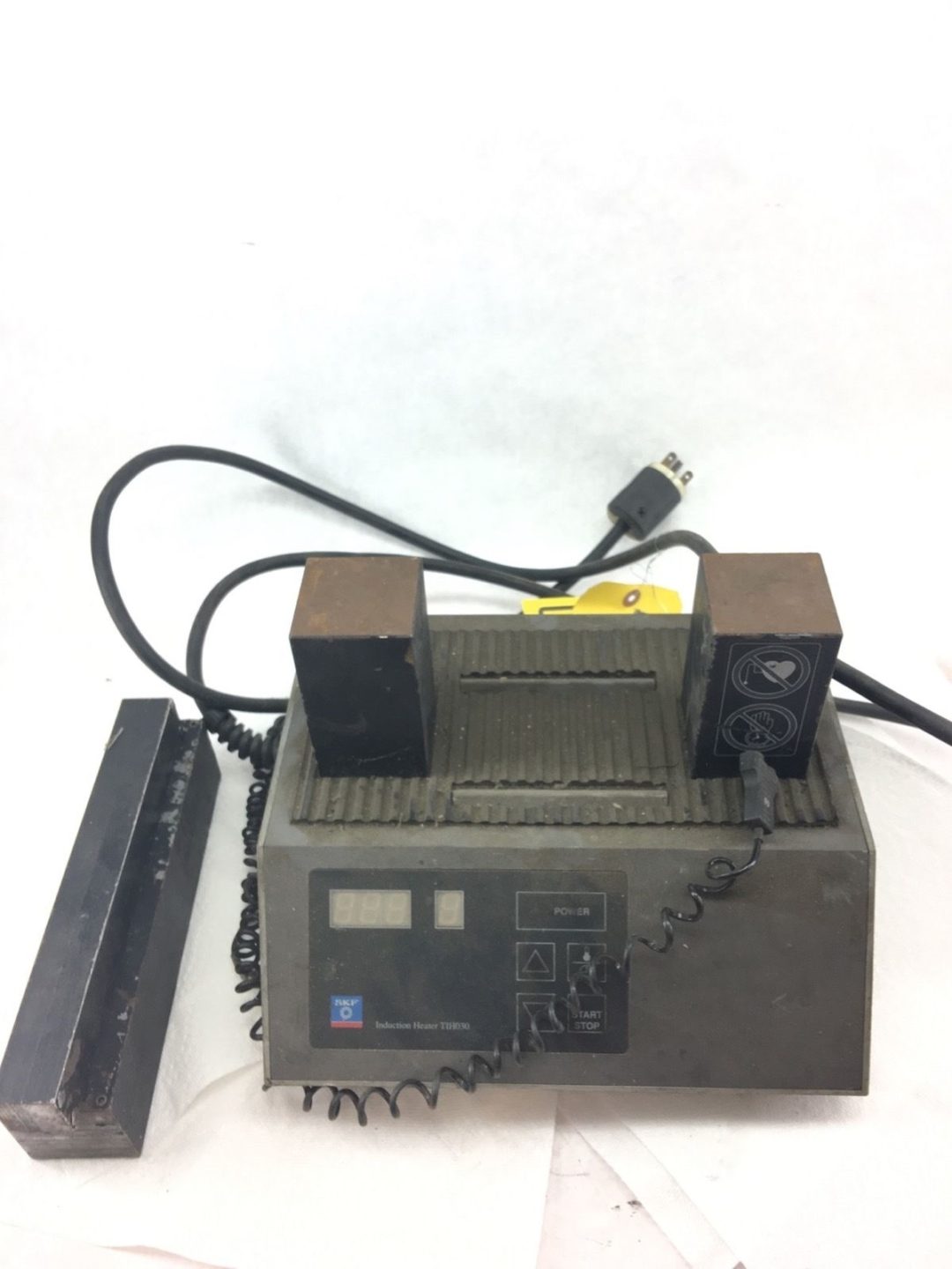 SKF TIH030 PRECISION BALL BEARING INDUCTION HEATER, B353