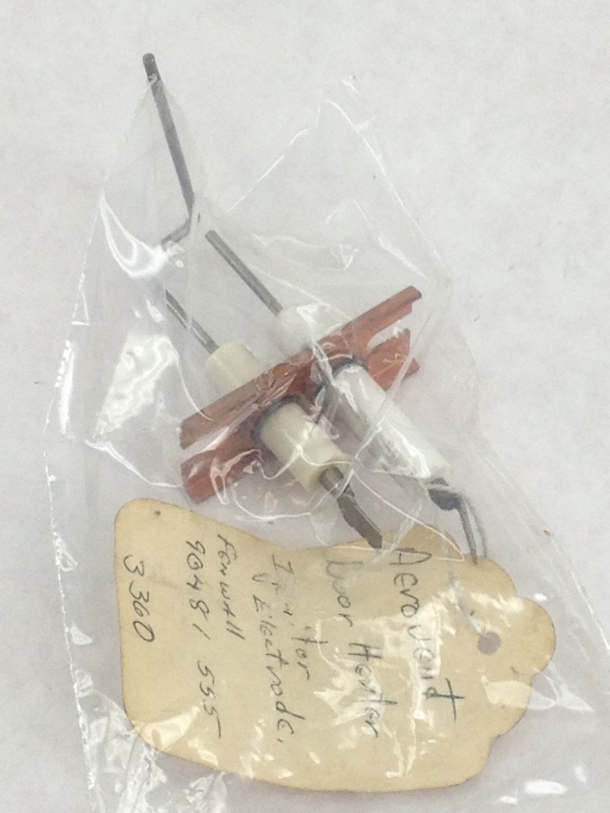 NNB! FENWAL 9048/555 3360 IGNITOR ELECTRODE, AEROVENT DOOR HEATER (A103) 1