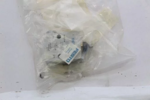 Festo V/0-3-1/8 Actuated Valve *NEW* (F236) 3