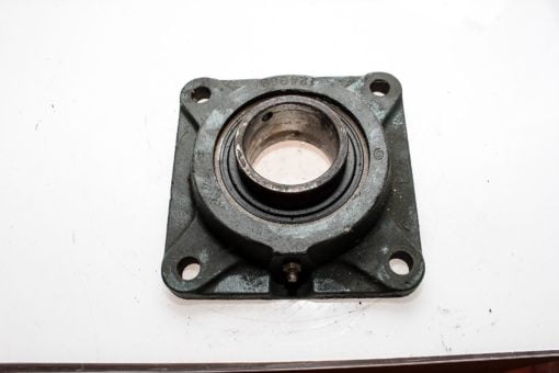 DODGE BALDOR 124068 2 1/2â? BORE FOUR BOLT FLANGED BEARING! USED FAST SHIP (B124) 2