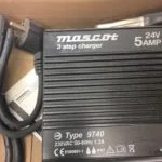 NEW IN BOX MASCOT 3 STEP 9740000067 9740 Series 24V 5A Bench Charger 230VAC B283 2