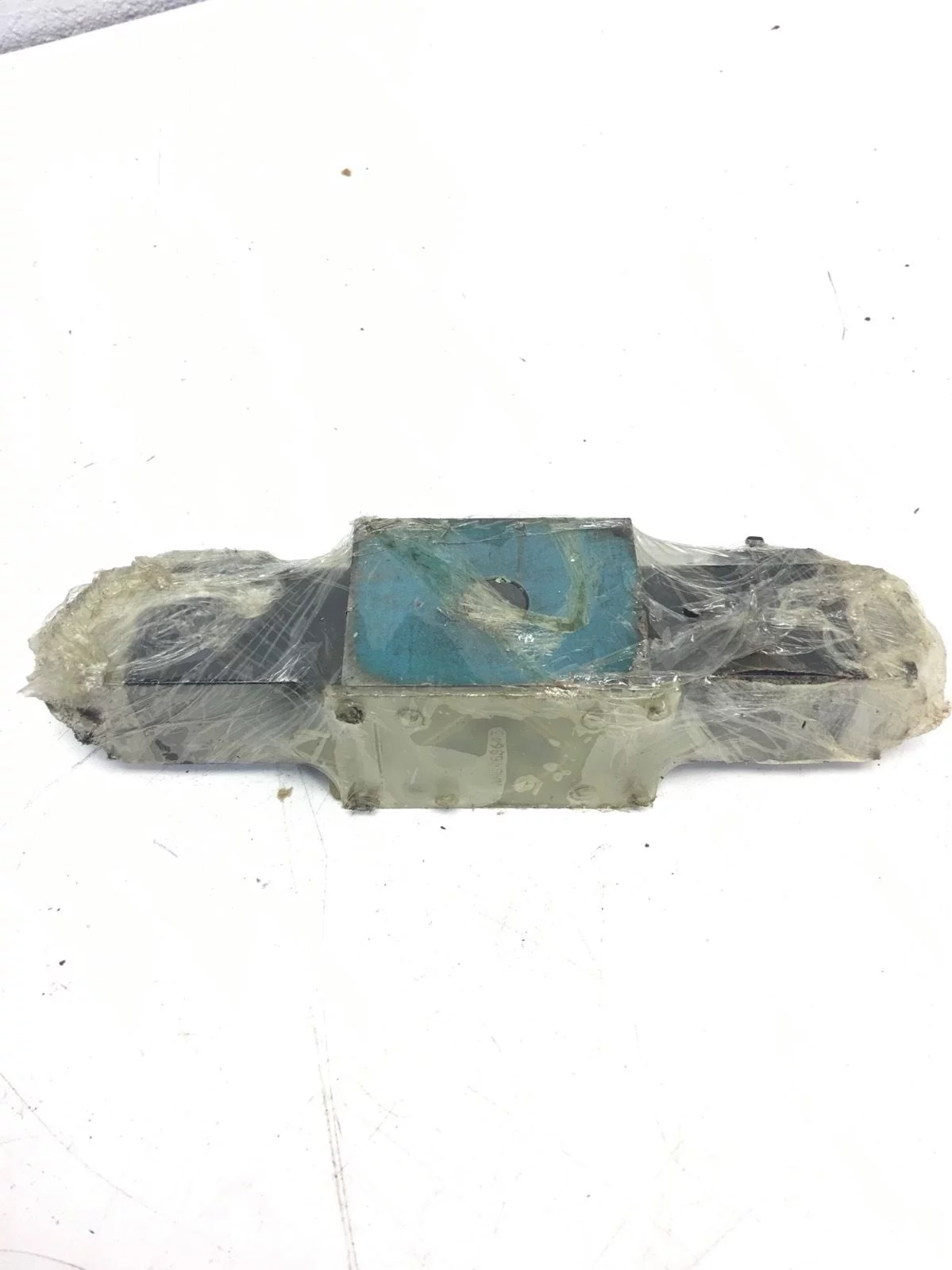 USED DENISON ABEXÂ 3D01-35-703-09-02-00A1 02327 DIRECTIONAL CONTROL VALVE, B283 2