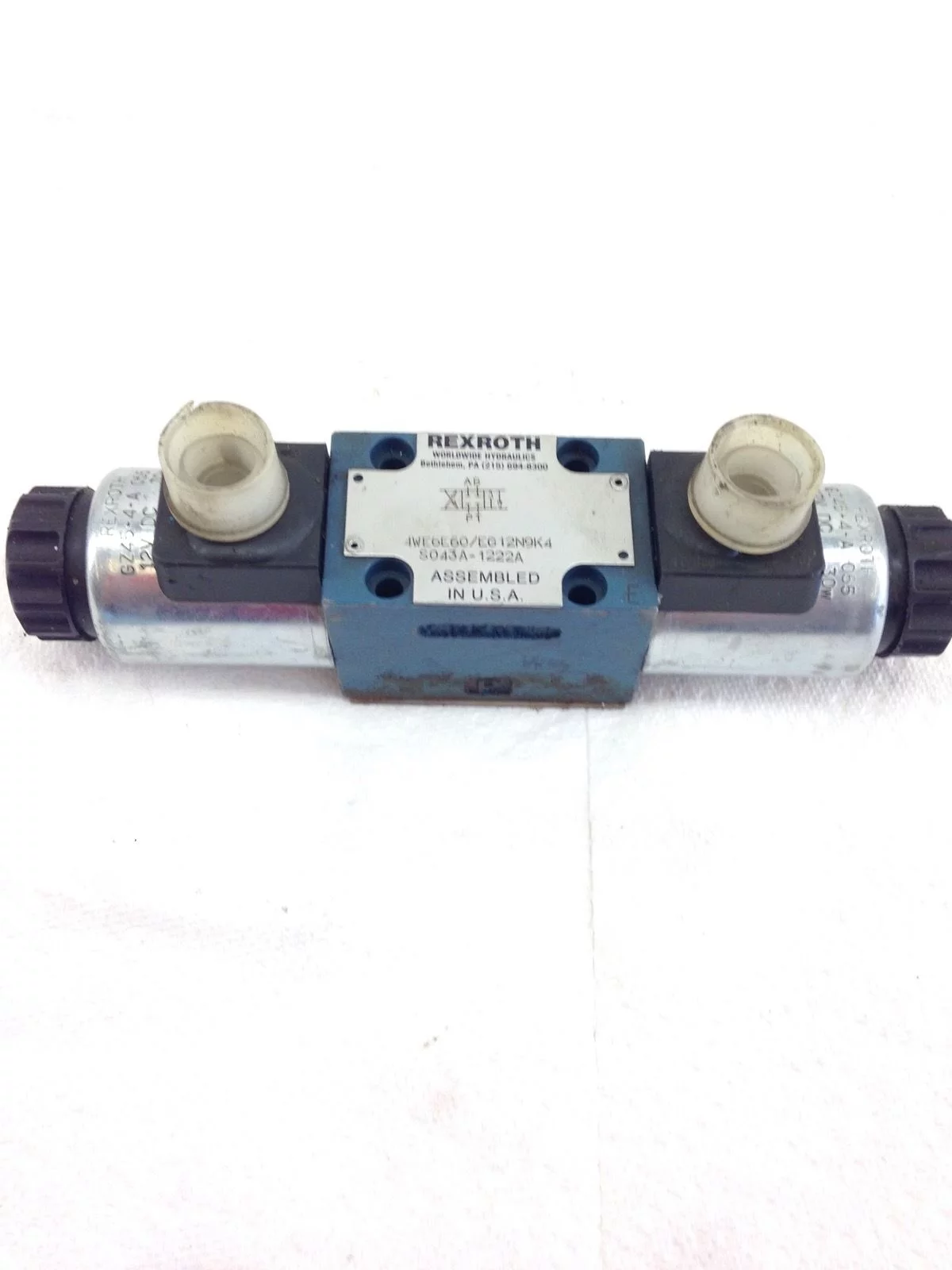 NEW REXROTH DIRECTIONAL PILOT VALVE 4WE6E60/EG12N9K4 S043A-1222A (J59) 1