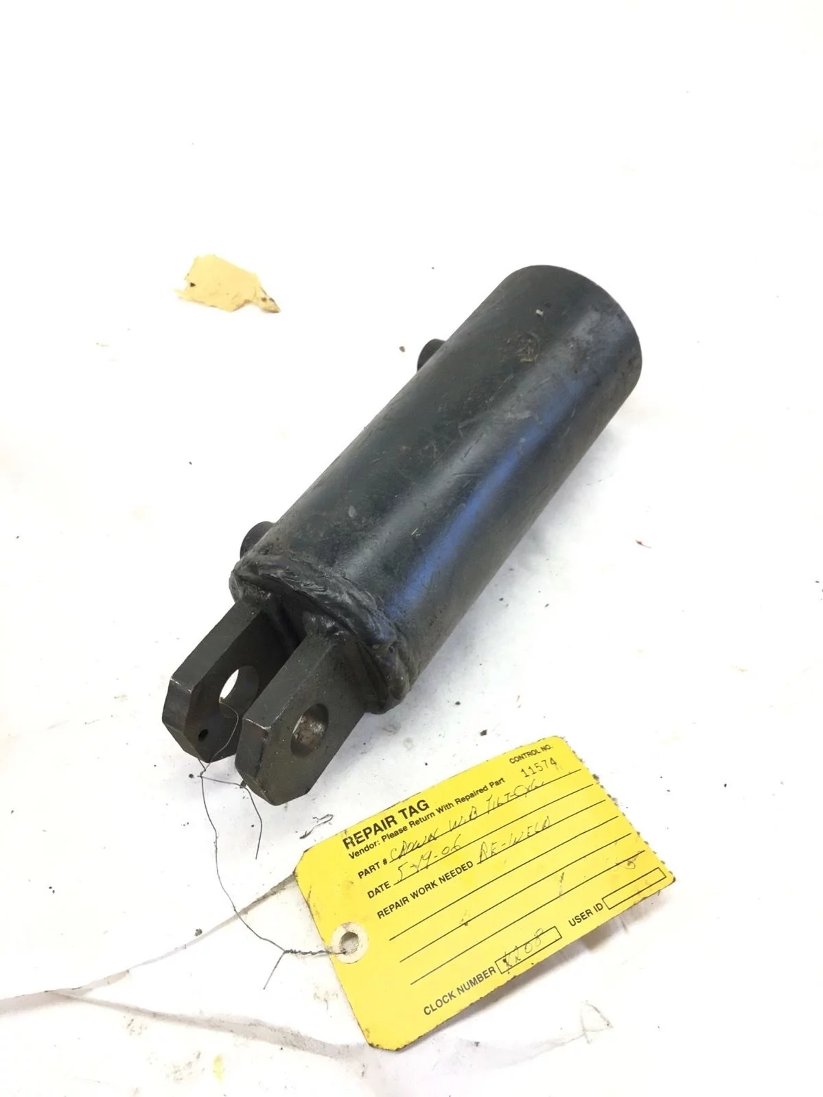 REPAIRED CROWN WIB TILT CYLINDER TUBE, 3.5â? OPENING, 8