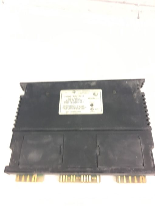 NEW OLD STOCK Siemens / Texas Instruments 500-5011 110 VAC Output Module, (B285) 1