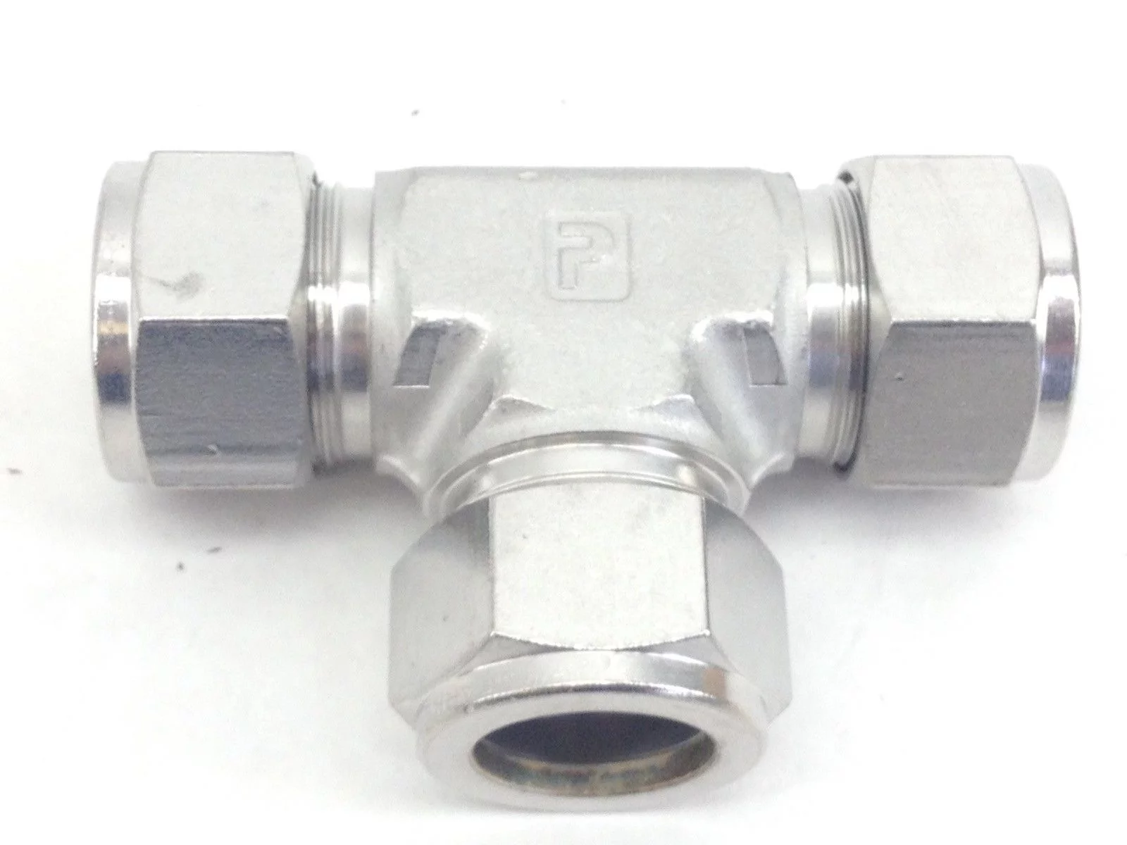 PARKER 862R SS “T” FITTING 3/4” (F153) 1