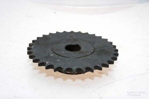 UST TSUBAKI 50B32F 1 3/16 FINISHED BORE WITH KEYWAY ROLLER CHAIN SPROCKET! (P5E) 2