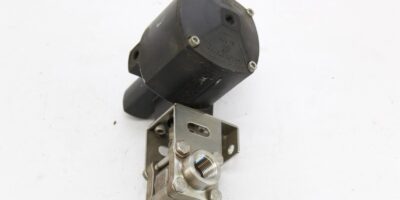 Whitey 133DA Actuator with ball valve CF3M *NEW* (B281) 1