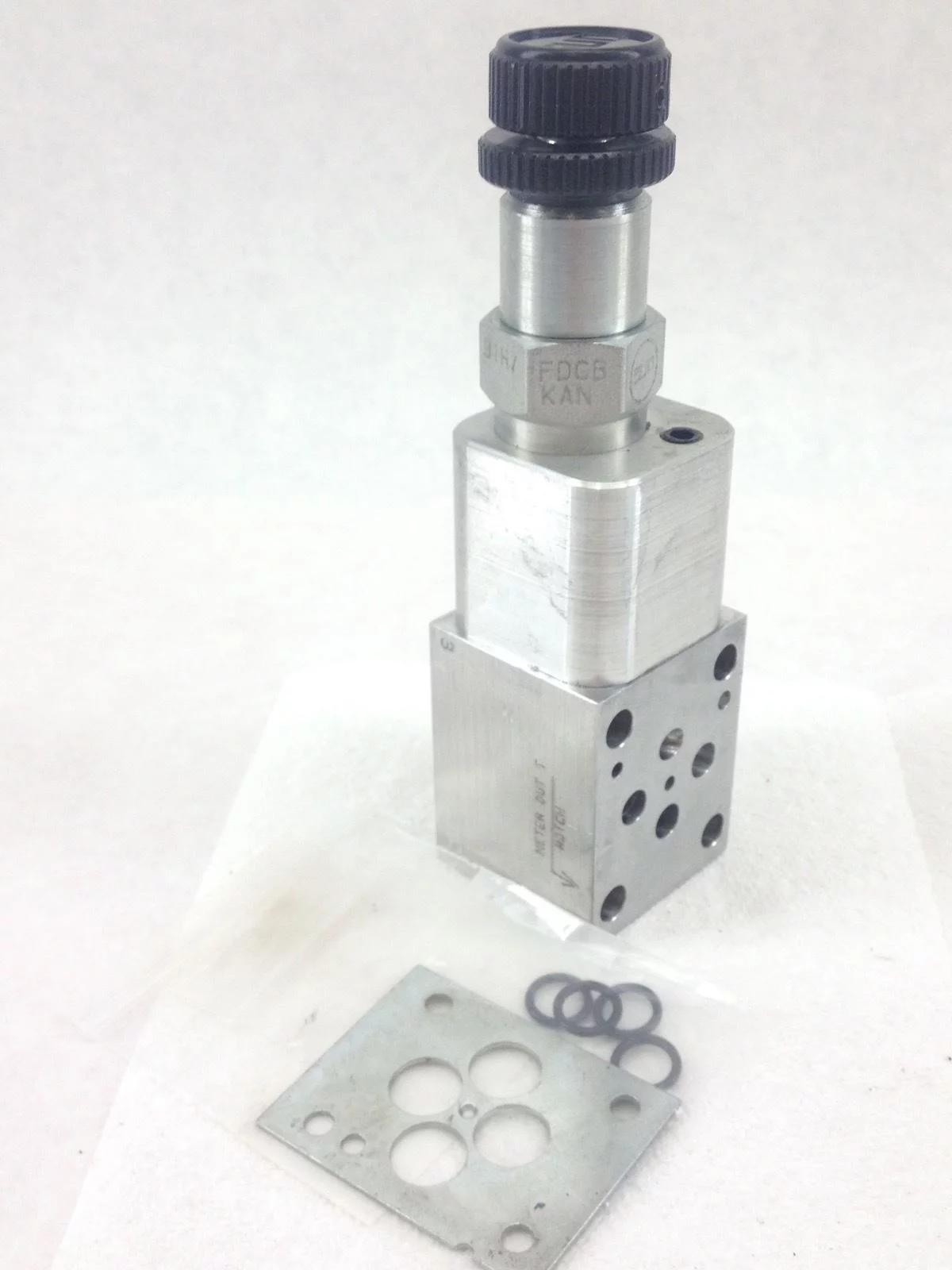 NEW! SUN HYDRAULICS MODEL GBO 91E6 HI-CAPACITY FLOW CONTROL MANIFOLD ASSY (HB4) 1