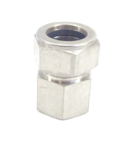 SWAGELOK CKL/CMP 1” STAINLESS STEEL FEMALE TO MALE CONNECTOR (A13) 2
