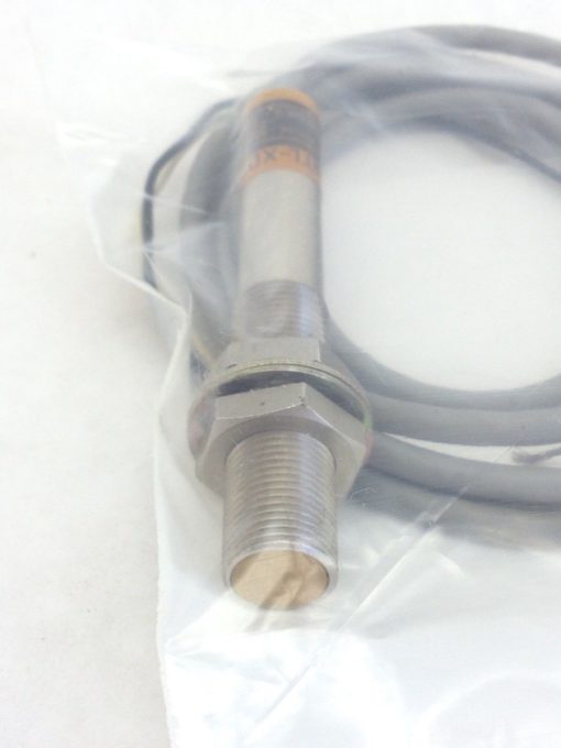 OMRON TL-XD2 INDUCTIVE PROXIMITY SENSOR (A744) 2