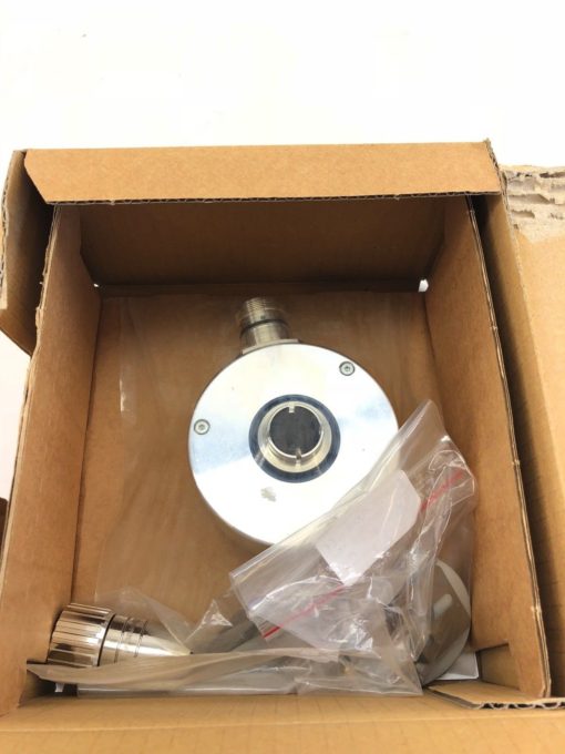 NEW IN BOX PEPPERL + FUCHS 191669 INCREMENTAL ROTARY ENCODER, FAST SHIP! (B404) 1