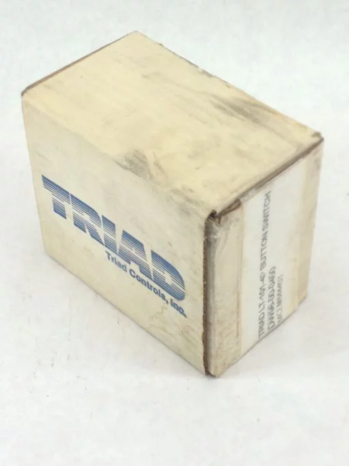 NEW! TRIAD CONTROLS # LT-101-4P LITE TOUCH BUTTON SWITCH FAST SHIP!!! (H176) 4