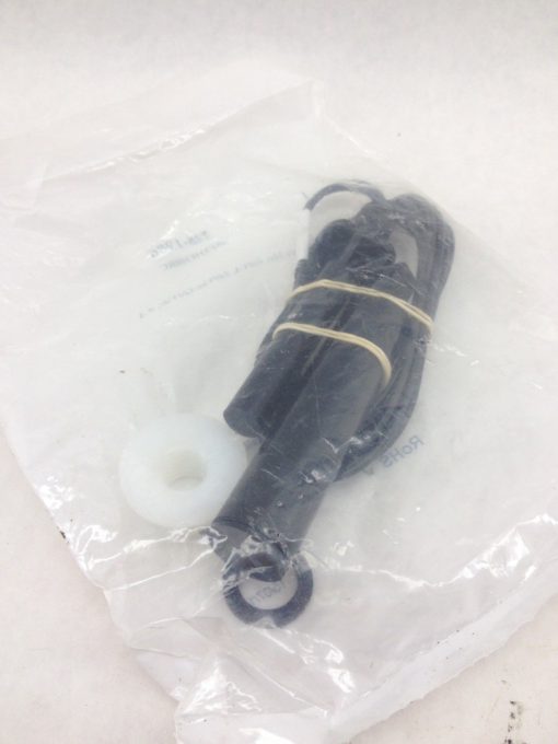 CYNERGY3 FLOW SWITCH 228-1986 RSF33W100RC N/O MAX 100VA, 240VAC/120VDC (A749 1